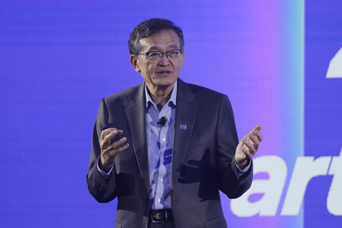 Trump demands Intel CEO Tan resign over alleged China-linked investments, raising national security fears.